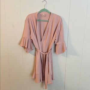 🪷 Light Pink Ruffle Robe with Tie | Bridesmaids | EUC | Bridal